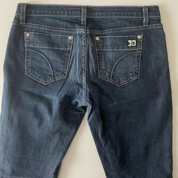 Joe’s Jeans 31 Medium Wash Kennedy Cigarette Straight Leg fit Medium Low Rise - Picture 4 of 10